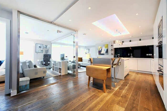 2 Bedroom Flat To Rent In Somerville Point, Rotherhithe Street, London, SE16