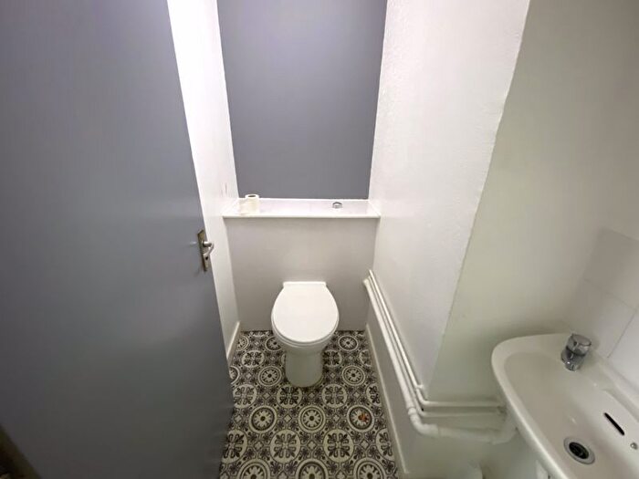 1 Bedroom Property To Rent In All Bills Included. Cardiff Road, Taffswell Nr Cardiff, CF15