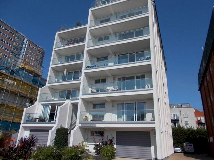 3 Bedroom Flat To Rent In Westcliff Parade, Westcliff-On-Sea, SS0