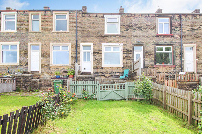 2 Bedroom Terraced House For Sale In Mostyn Avenue, Earby, Barnoldswick, Lancashire, BB18