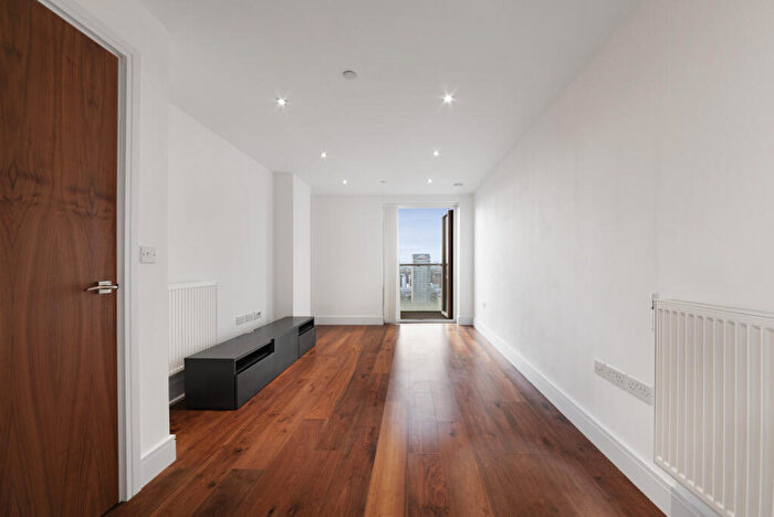 1 Bedroom Flat For Sale In Duckman Tower, Canary Wharf, E14