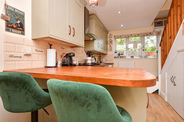 1 Bedroom End Of Terrace House For Sale In Sole Farm Avenue, Great Bookham, Surrey, KT23