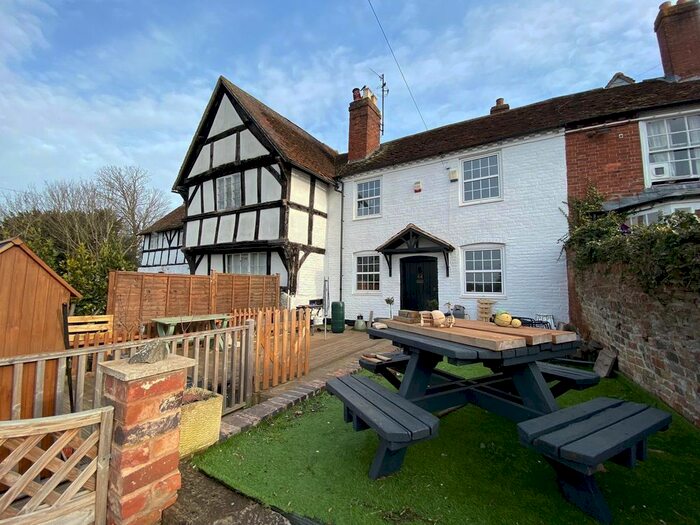 3 Bedroom Cottage To Rent In Village, Powick, Worcester, WR2