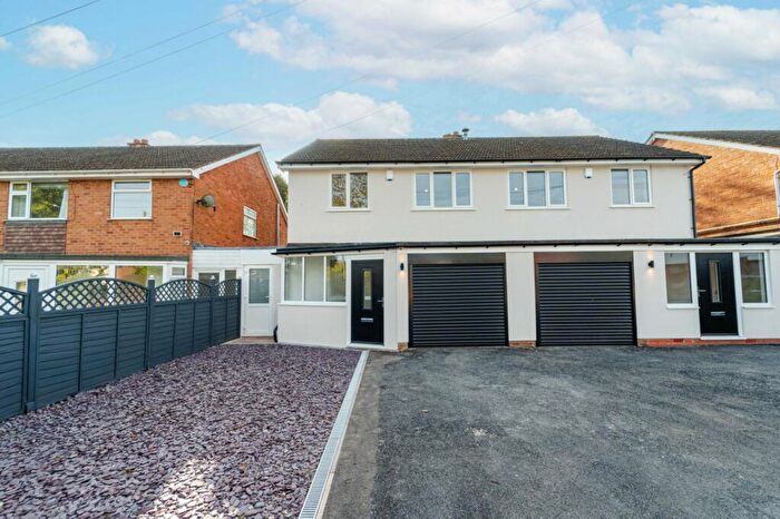 3 Bedroom Semi-Detached House To Rent In Malthouse Lane, Earlswood, Solihull, Warwickshire, B94