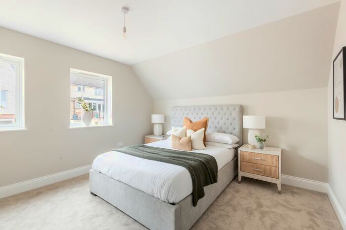 3 Bedroom Terraced House For Sale In Polo Mews, The Gallop, South Croydon, CR2