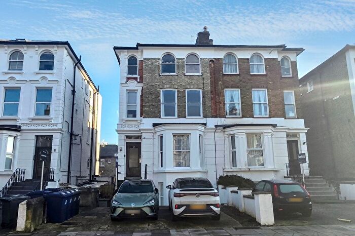 1 Bedroom Flat For Sale In Windsor Road, London, W5