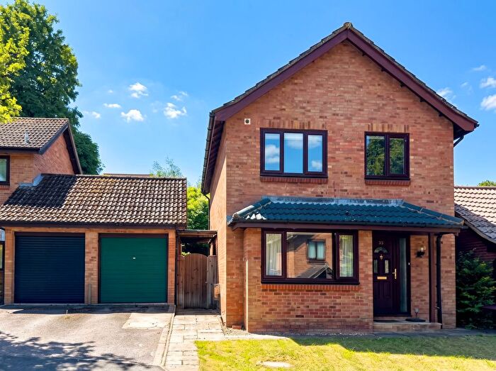 3 Bedroom Detached House For Sale In Beech Road, Alresford, SO24