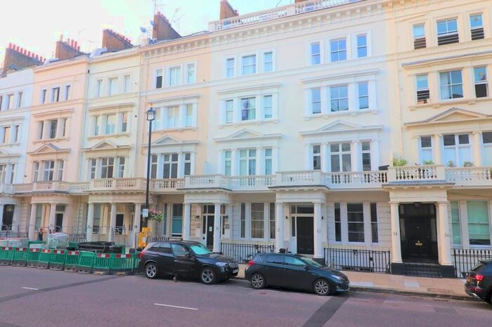 2 Bedroom Flat To Rent In St. Georges Drive, London, SW1V