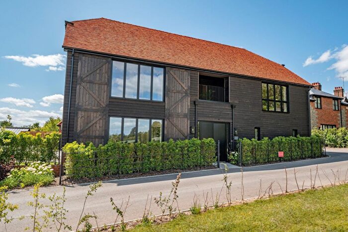 4 Bedroom Detached House For Sale In Church Farm, Sparsholt, SO21