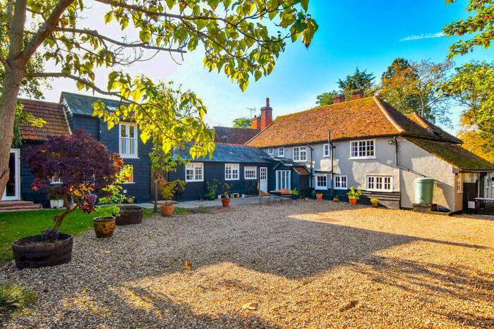 6 Bedroom Detached House For Sale In High Street, Stebbing, CM6