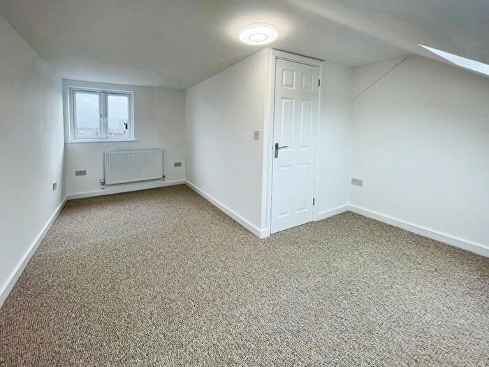 4 Bedroom Terraced House To Rent In Hampden Road, Grays, RM17