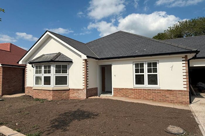 3 Bedroom Detached Bungalow For Sale In Sixpenny Handley, SP5