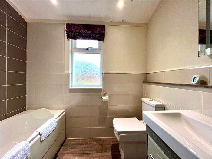 2 Bedroom Bungalow For Sale In The Horseshoe, Farley Green, Albury, Guildford, GU5