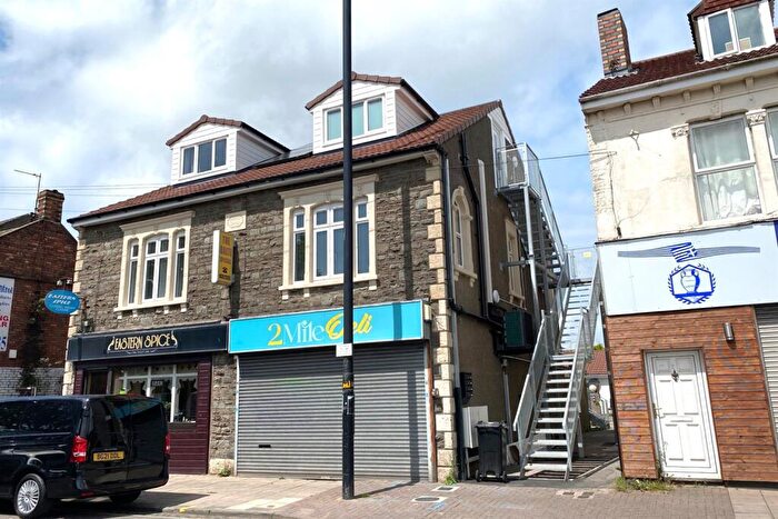 2 Bedroom Flat To Rent In B Two Mile Hill Road, BS15