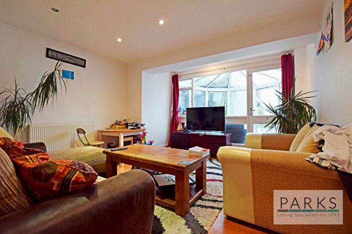 2 Bedroom Apartment To Rent In Princes Terrace, Brighton, East Sussex, BN2