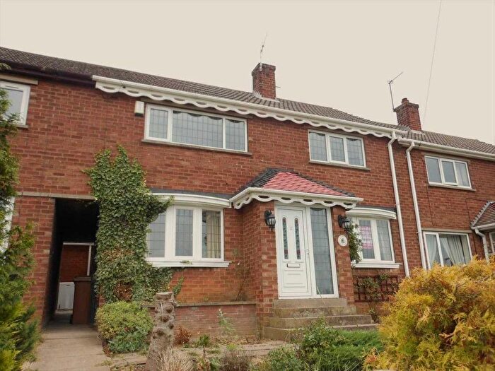 3 Bedroom Town House To Rent In Maltby Road, Scunthorpe, DN17