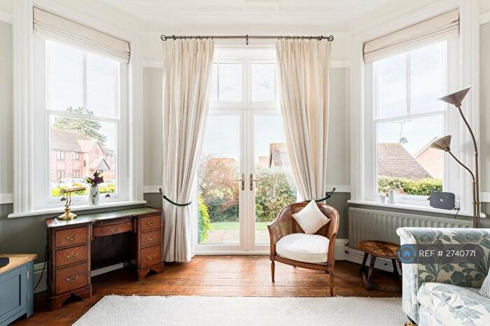 1 Bedroom Flat To Rent In Holioake Drive, Warwick, CV34