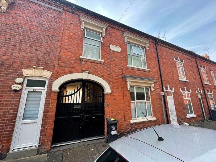 4 Bedroom Terraced House To Rent In Filbert Street East, Leicester, LE2