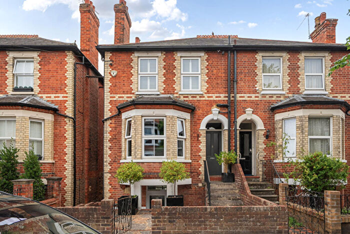4 Bedroom Semi-Detached House For Sale In Waverley Road, Reading, Berkshire, RG30