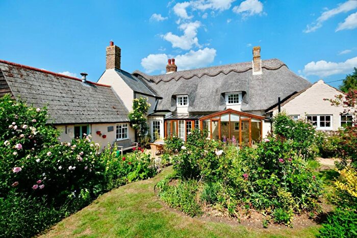 4 Bedroom Detached House For Sale In Great Raveley, Huntingdon, Cambridgeshire, PE28