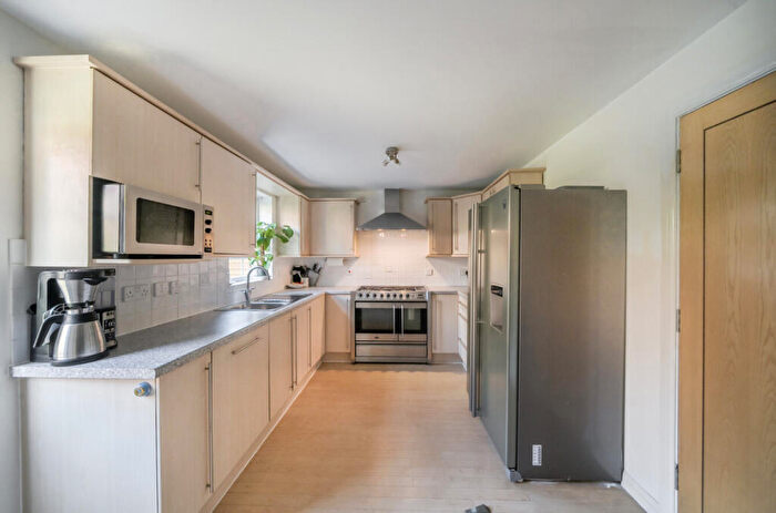 3 Bedroom Town House To Rent In Avro Close, Southampton, SO15