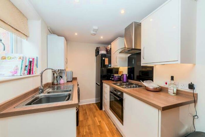 1 Bedroom House To Rent In Andover Road Newbury, RG14