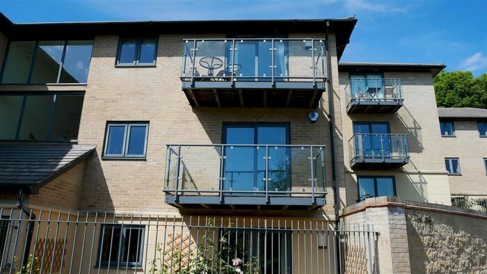 2 Bedroom Flat To Rent In Waters Meet, Huntingdon, PE29