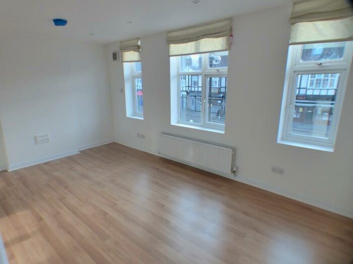 1 Bedroom Apartment To Rent In Upper Elmers End Road, Beckenham, BR3