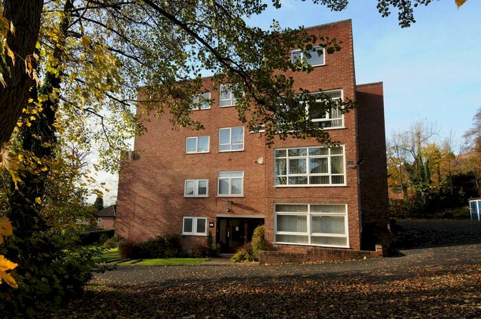 1 Bedroom Flat To Rent In Crescent Park, Heaton Norris, Stockport, SK4