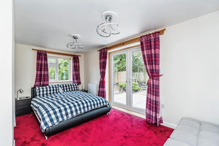 3 Bedroom Detached Bungalow For Sale In Orchard Close, North Baddesley, Southampton, SO52