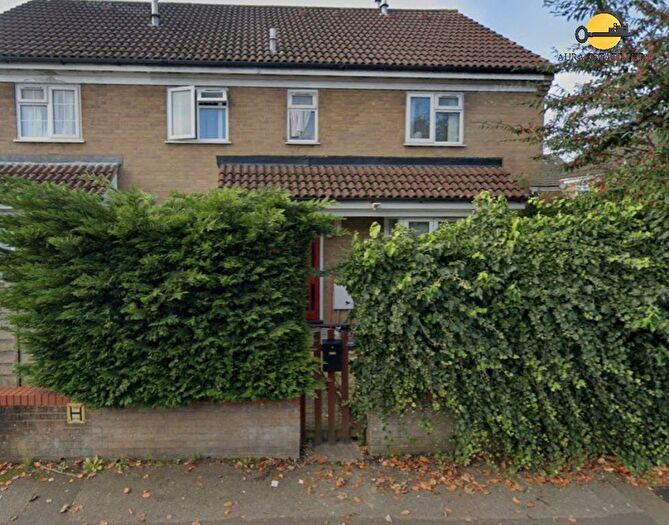 1 Bedroom Detached House To Rent In Biscot Road, Luton, LU3
