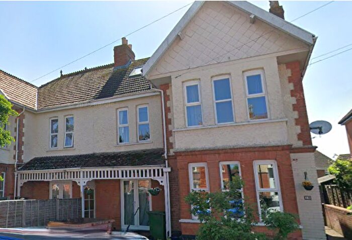 4 Bedroom Semi-Detached House For Sale In Jaycroft Road, Burnham-On-Sea, TA8