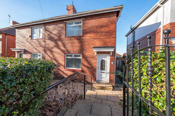 2 Bedroom Semi Detached House To Rent In Rawling Road, Bensham, Gateshead, NE8