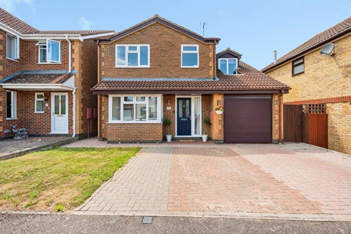 4 Bedroom Detached House For Sale In Salisbury Road, Flitwick, Bedford, MK45