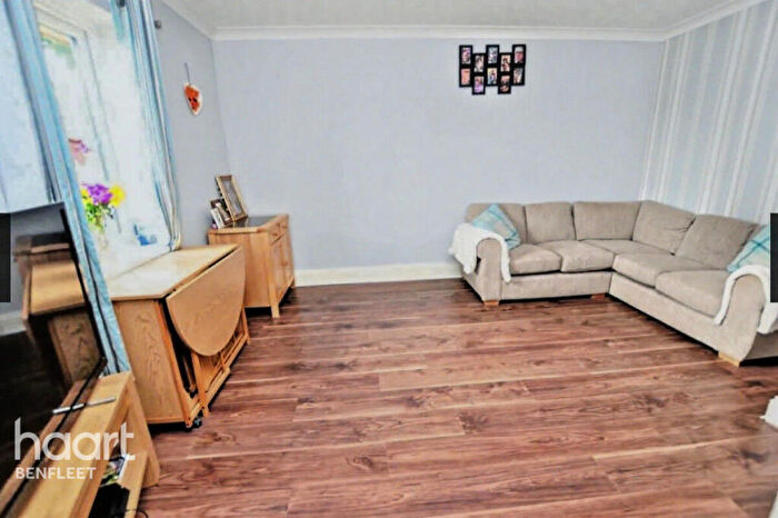 2 Bedroom Block Of Apartments For Sale In London Road, Benfleet, SS7