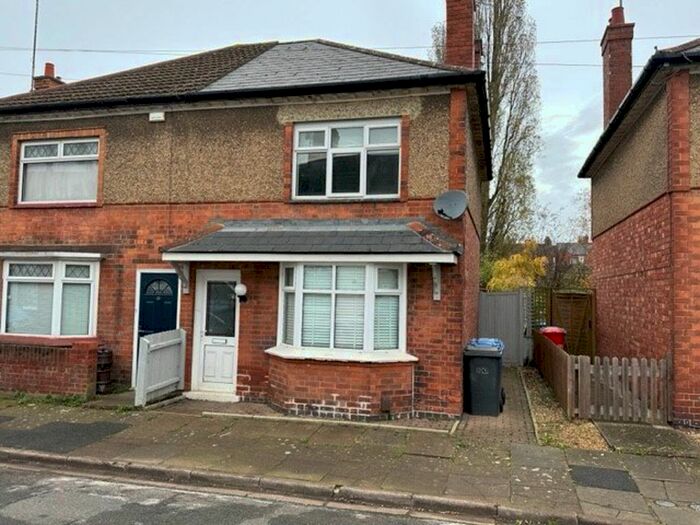 3 Bedroom Property To Rent In Cambridge Street, Kettering, NN16