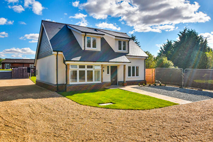 4 Bedroom Detached House For Sale In Chapel End, Mole Hill Green, CM6