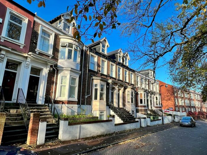 1 Bedroom Apartment To Rent In Summerhill, Thornhill, Sunderland, SR2