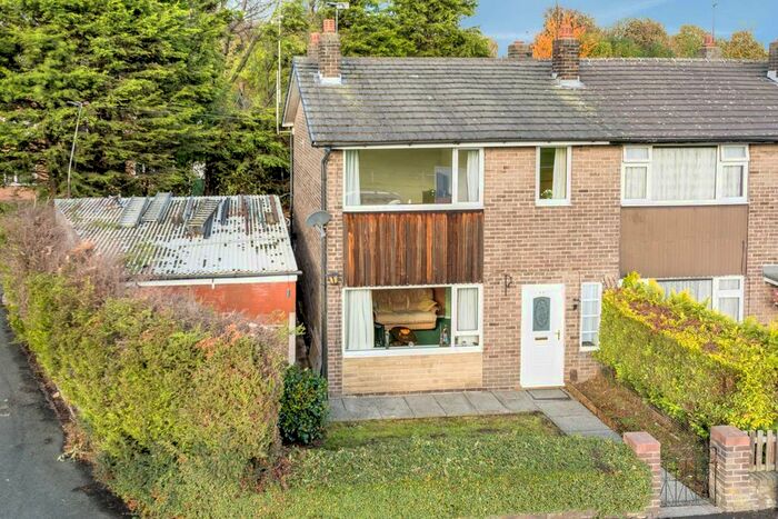 3 Bedroom End Of Terrace House To Rent In Centenary Square, Dewsbury WF12