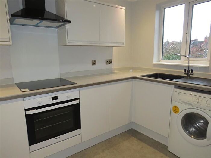 2 Bedroom Flat To Rent In Charlotte Street, Leamington Spa, CV31
