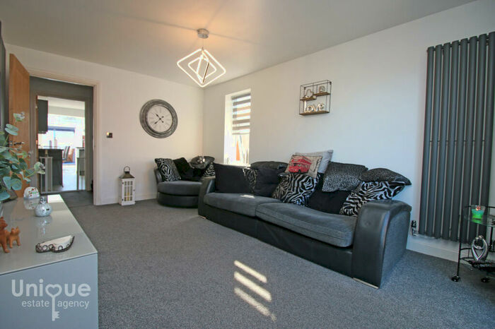 2 Bedroom Bungalow For Sale In Quail Holme Road, Knott End, Poulton-le-Fylde, FY6