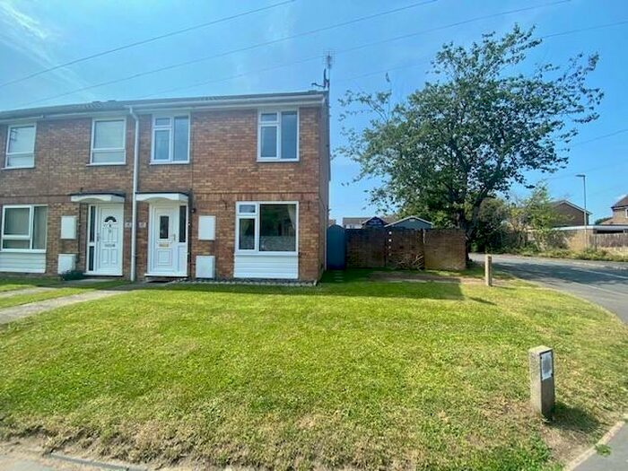 3 Bedroom End Of Terrace House To Rent In Pratt Street, CB7