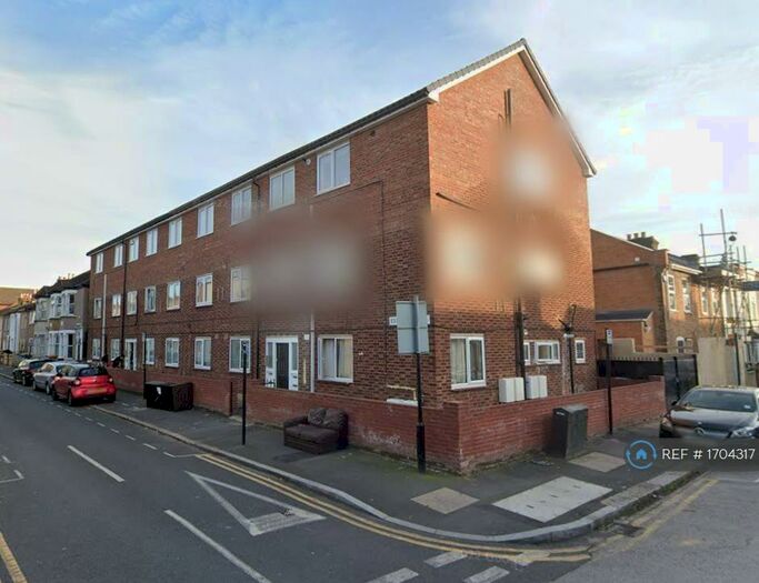 2 Bedroom Flat To Rent In Essex Street, London, E7