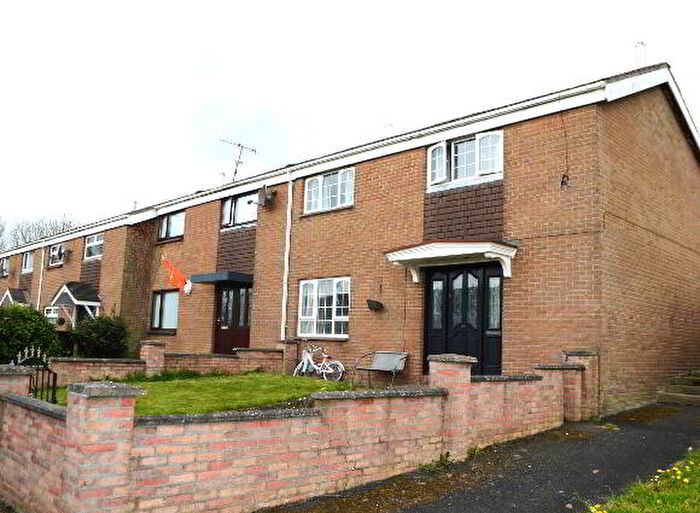 3 Bedroom End TownHouse For Sale In Ballyoran Park, Portadown, BT62