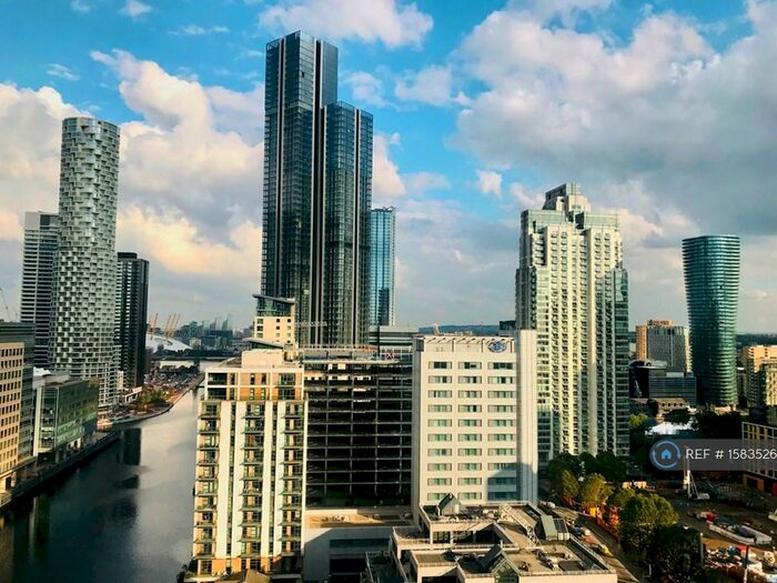 Studio To Rent In Wards Place, London, E14