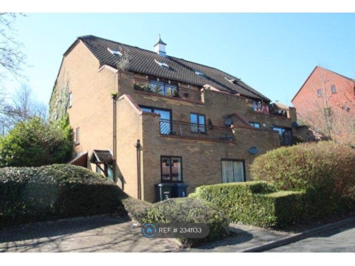 2 Bedroom Maisonette To Rent In Ripley Close, High Wycombe, HP13