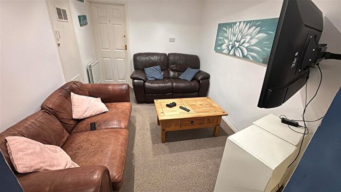 1 Bedroom End Of Terrace House To Rent In Tennyson Avenue, Canterbury, CT1
