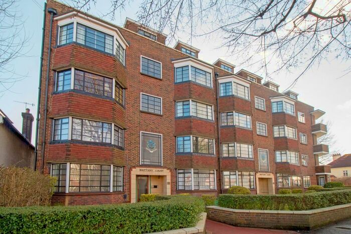 2 Bedroom Flat To Rent In New Church Road, Hove, BN3