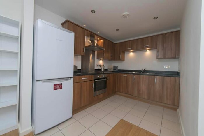 1 Bedroom Flat To Rent In Hive, Masshouse Plaza, Birmingham, B5