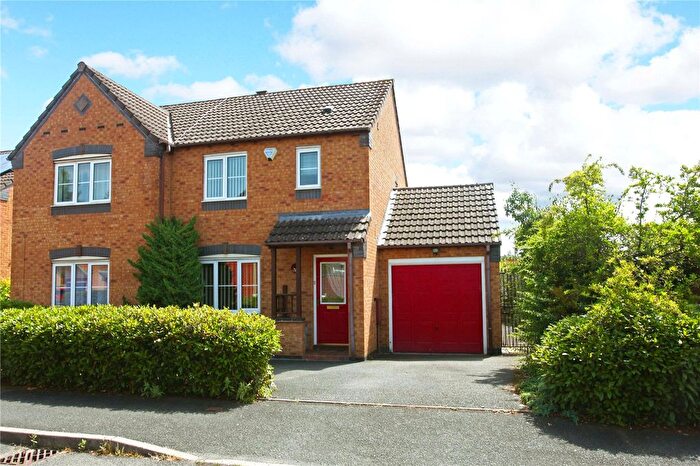 3 Bedroom Semi-Detached House For Sale In St. Lawrence Close, Wellington, Telford, Shropshire, TF1